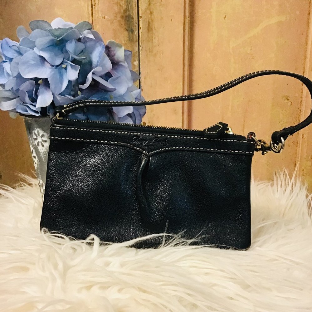 Dooney & Bourke leather wristlet